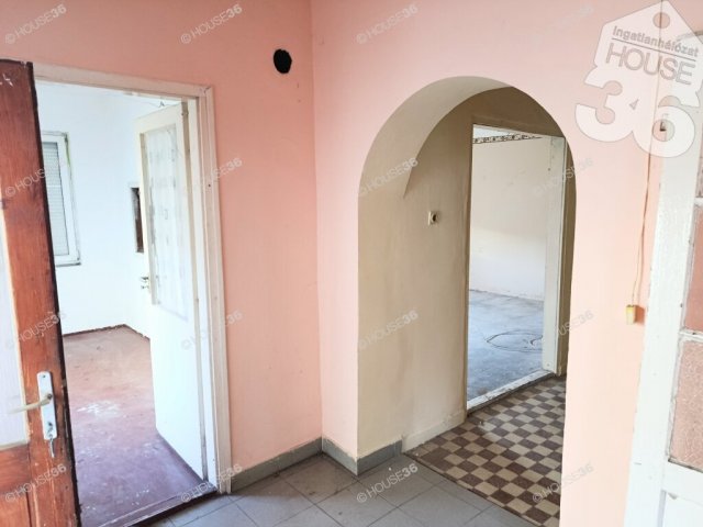 Eladó családi ház, Kerekegyházán 32.9 M Ft, 3 szobás