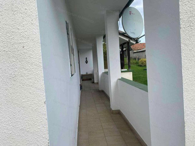 Eladó családi ház, Súron 19 M Ft, 2+1 szobás