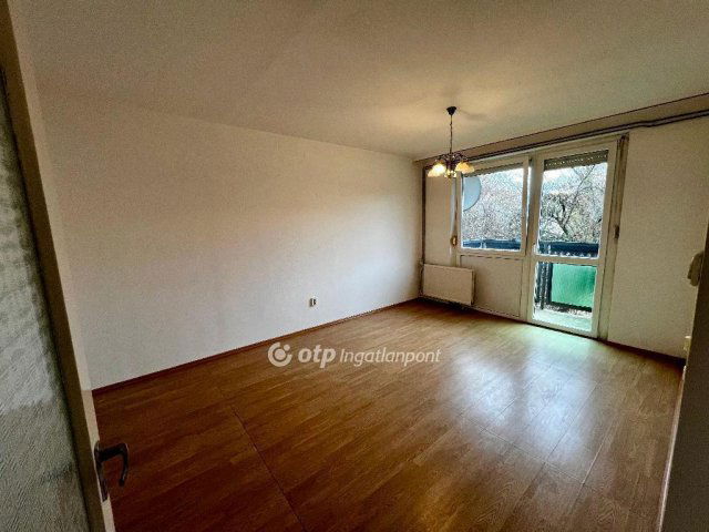 Eladó panellakás, Tiszavasváriban 18.49 M Ft, 2 szobás