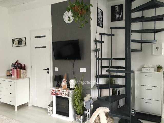 Eladó téglalakás, Szentendrén 64.5 M Ft, 2 szobás