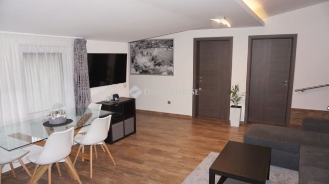 Eladó családi ház, Zalaegerszegen 120 M Ft, 6 szobás