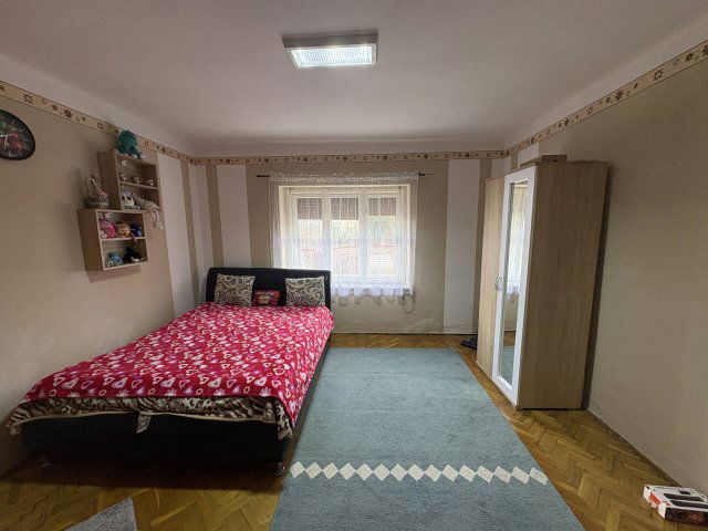 Eladó családi ház, Alsóvadászon 15 M Ft, 2 szobás