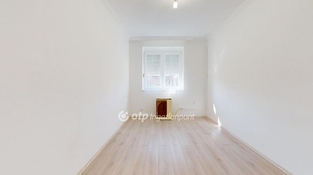 Eladó téglalakás, Miskolcon 27.3 M Ft, 1+1 szobás