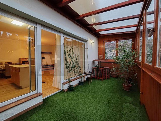 Kiadó téglalakás, albérlet, Szegeden 250 E Ft / hó, 3 szobás