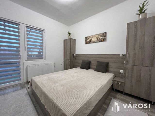 Kiadó téglalakás, albérlet, Hajdúszoboszlón 240 E Ft / hó