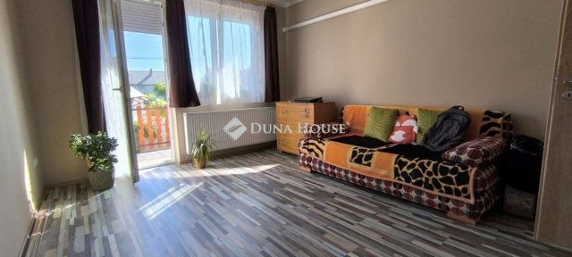 Eladó családi ház, Öskün 77.7 M Ft, 3 szobás