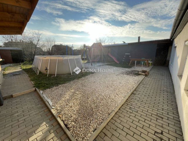 Eladó családi ház, Celldömölkön 37.99 M Ft, 4 szobás
