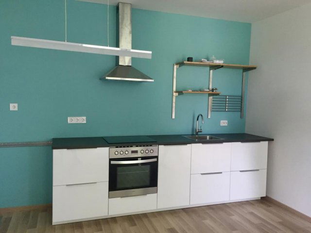 Kiadó téglalakás, albérlet, Tatán 200 E Ft / hó, 2 szobás