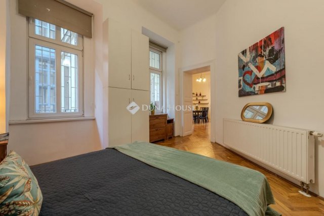 Eladó téglalakás, Budapesten, VI. kerületben, Teréz körúton