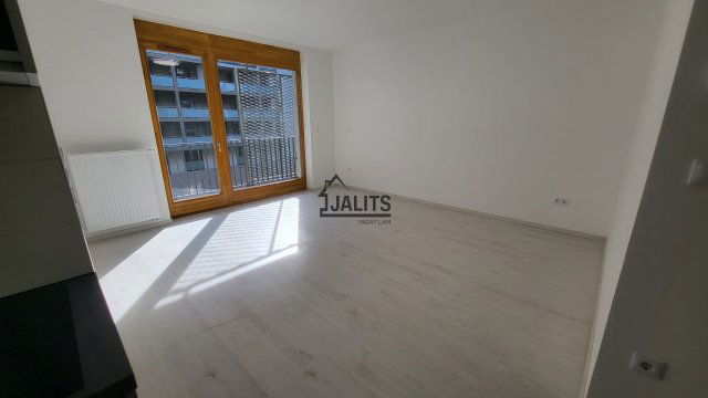 Kiadó téglalakás, albérlet, XIII. kerületben, Szabolcs utcában
