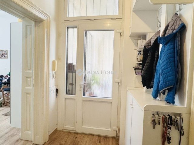 Eladó téglalakás, Budapesten, II. kerületben 126 M Ft, 3 szobás