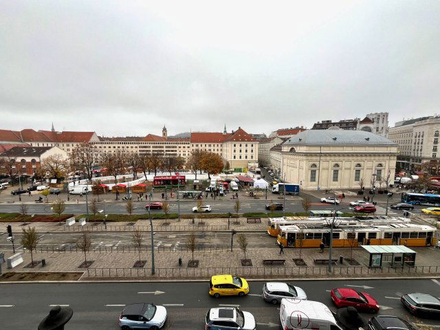 Eladó téglalakás, Budapesten, VII. kerületben 169 M Ft