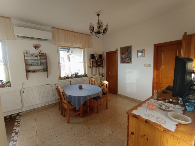 Eladó családi ház, Debrecenben 107 M Ft, 3 szobás