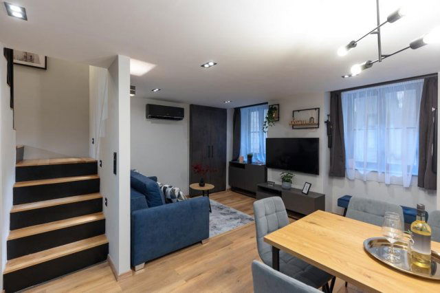 Eladó téglalakás, Budapesten, VI. kerületben 65 M Ft, 1+2 szobás