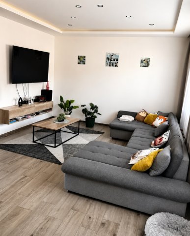 Eladó ikerház, Csornán 87 M Ft, 3 szobás / költözzbe.hu