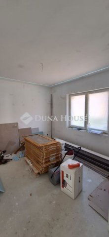 Eladó családi ház, Budakalászon 219 M Ft, 4 szobás