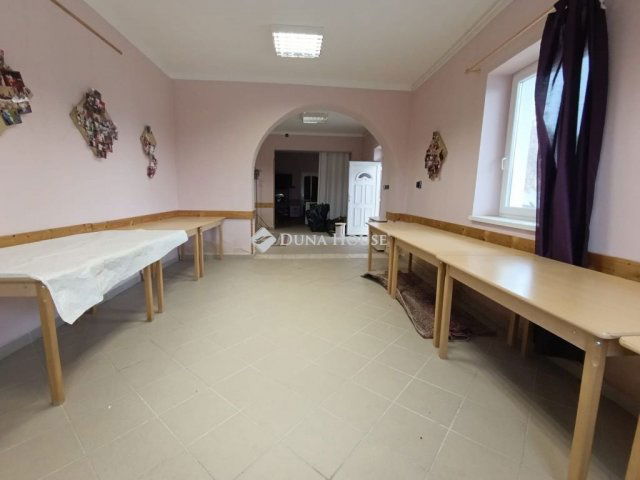 Eladó családi ház, Babarcon 15.5 M Ft, 5 szobás