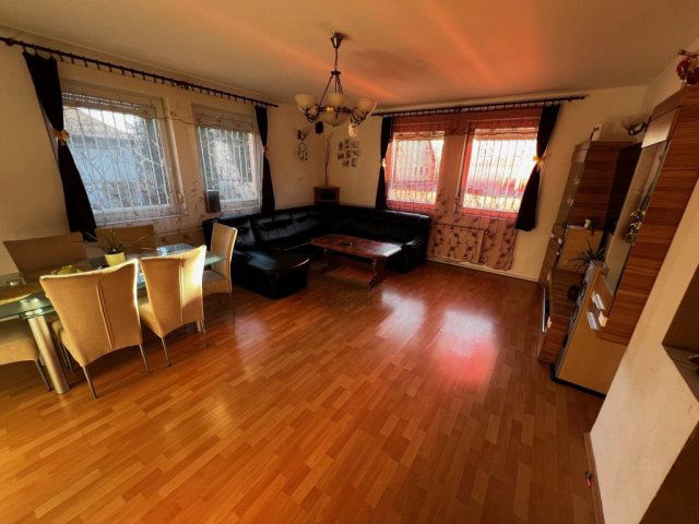 Eladó családi ház, Gyömrőn 104.5 M Ft, 5 szobás