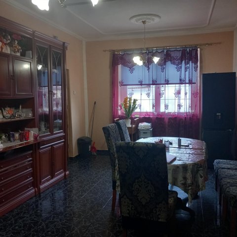 Eladó családi ház, Lőrinciben 50 M Ft, 3 szobás