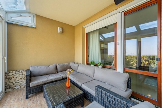 Eladó téglalakás, Budapesten, III. kerületben 129.9 M Ft