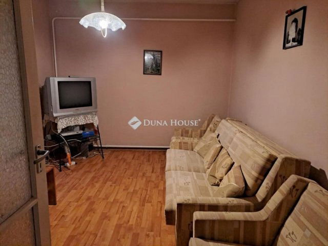 Eladó családi ház, Garán 20 M Ft, 3 szobás