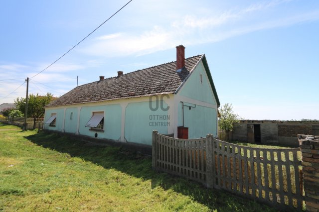 Eladó családi ház, Lepsényben 25 M Ft, 2 szobás