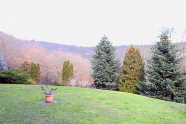 Eladó téglalakás, Budapesten, II. kerületben 135 M Ft, 2 szobás