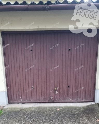 Eladó garázs, Kiskunfélegyházán 10 M Ft / költözzbe.hu