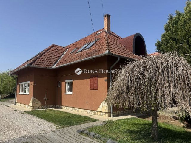 Eladó családi ház, Görcsönyben 79.9 M Ft, 4 szobás