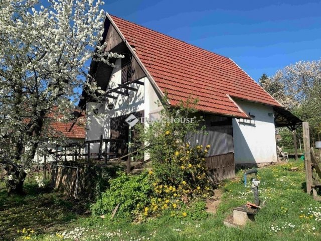 Eladó családi ház, Sukorón 45.9 M Ft, 3 szobás