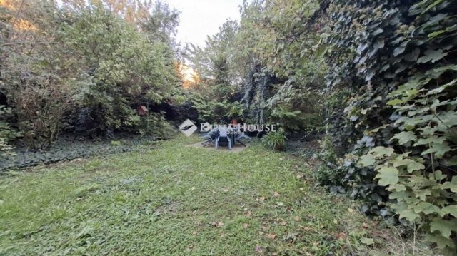 Eladó téglalakás, Szombathelyen 28 M Ft, 2 szobás