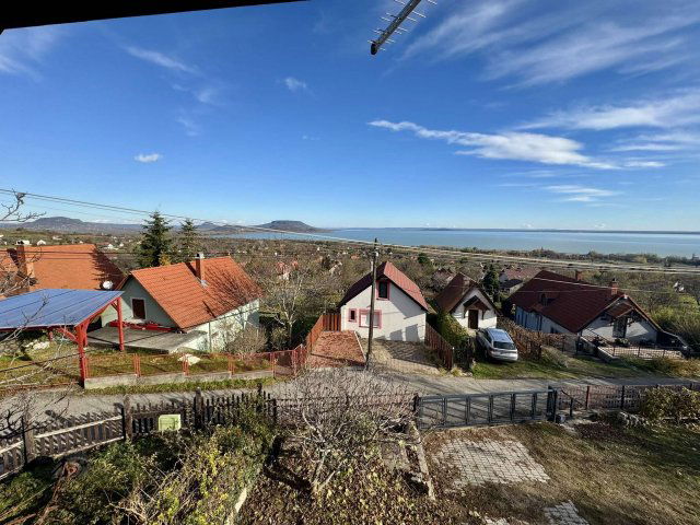Eladó családi ház, Balatongyörökön 206.04 M Ft, 4+1 szobás