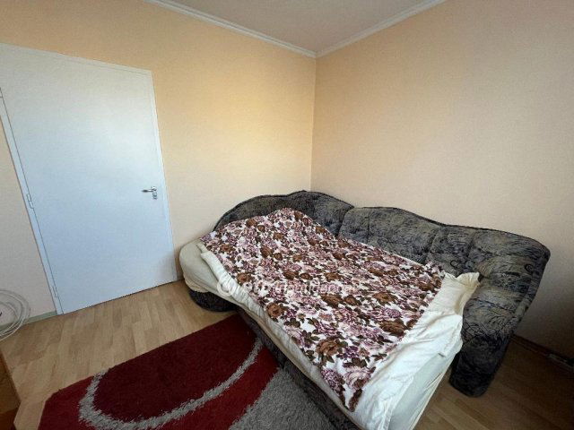 Eladó panellakás, Mosonmagyaróváron 37.5 M Ft, 2 szobás