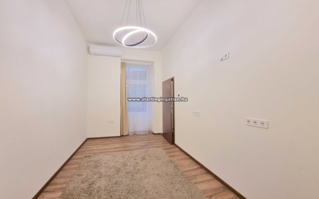 Kiadó iroda, Budapesten, VIII. kerületben, József körúton