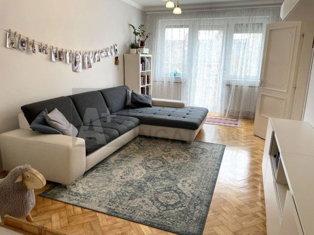 Eladó téglalakás, Szegeden 74.9 M Ft, 3 szobás