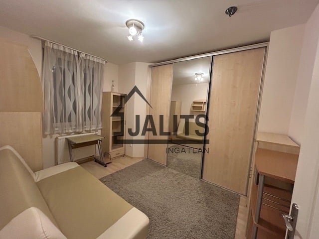 Kiadó téglalakás, albérlet, III. kerületben, Nánási úton