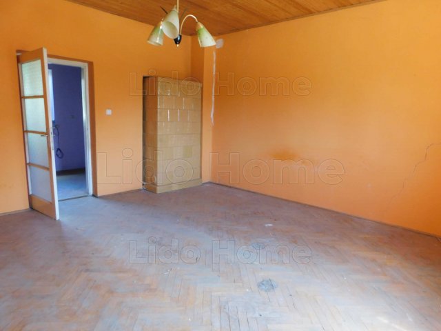 Eladó családi ház, Szakályon 6.5 M Ft, 4+1 szobás