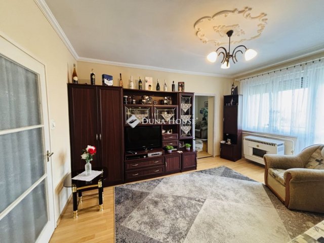 Eladó téglalakás, Debrecenben 53.99 M Ft, 2 szobás