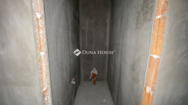 Eladó téglalakás, Dunaharasztin 98.033 M Ft, 3 szobás