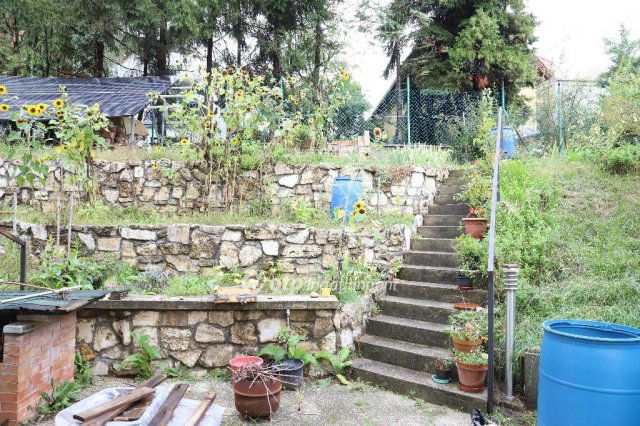 Eladó családi ház, Pilisszentivánon 299 M Ft, 12 szobás