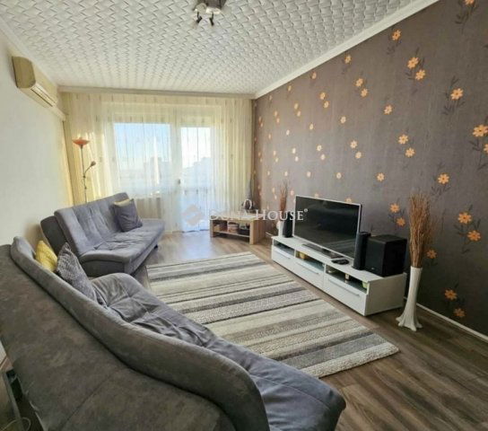 Eladó panellakás, Debrecenben 66.99 M Ft, 3 szobás