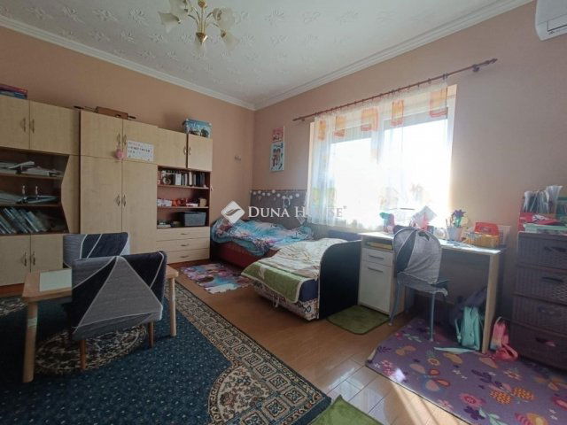 Eladó családi ház, Nagykőrösön 55.5 M Ft, 4 szobás