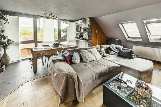 Eladó téglalakás, Fóton 78.2 M Ft, 4 szobás