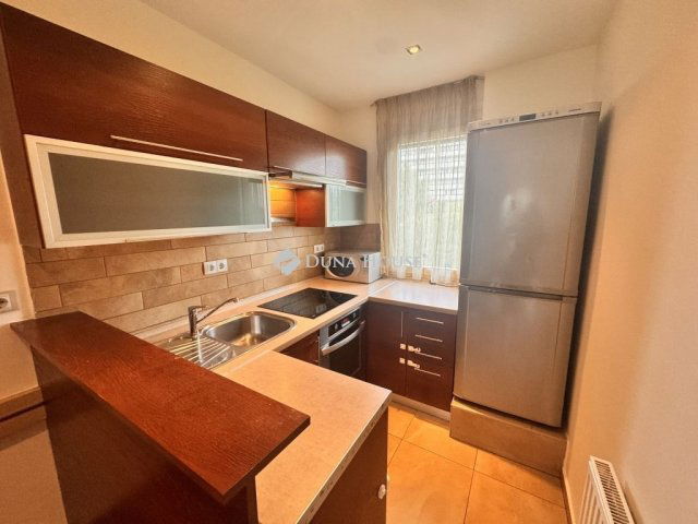 Eladó téglalakás, Zalaegerszegen 49.8 M Ft, 3 szobás