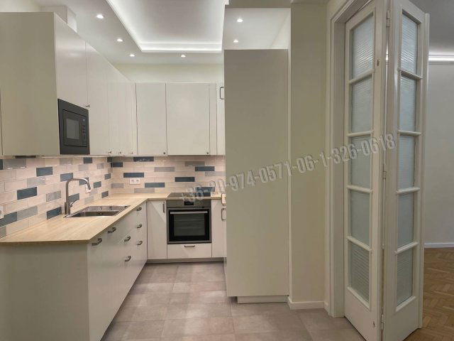 Kiadó téglalakás, albérlet, V. kerületben, Nyáry Pál utcában