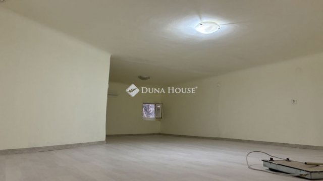 Eladó téglalakás, Budapesten, VIII. kerületben 45 M Ft, 2 szobás