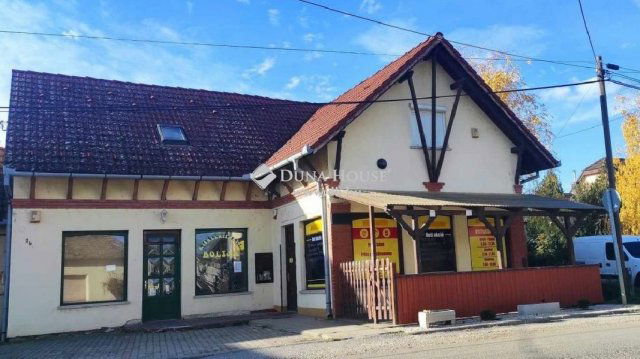 Eladó téglalakás, Lánycsókon 19.99 M Ft, 2 szobás