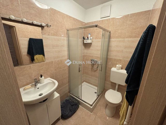 Eladó téglalakás, Tatabányán 78.8 M Ft, 1 szobás