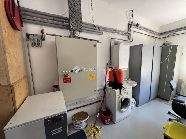 Eladó ipari ingatlan, Cibakházán 69.9 M Ft / költözzbe.hu