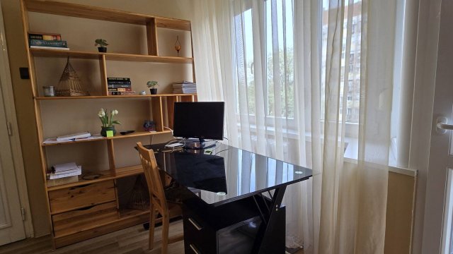 Kiadó téglalakás, albérlet, Pécsett 170 E Ft / hó, 2 szobás